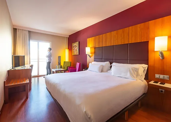 Num Hotel